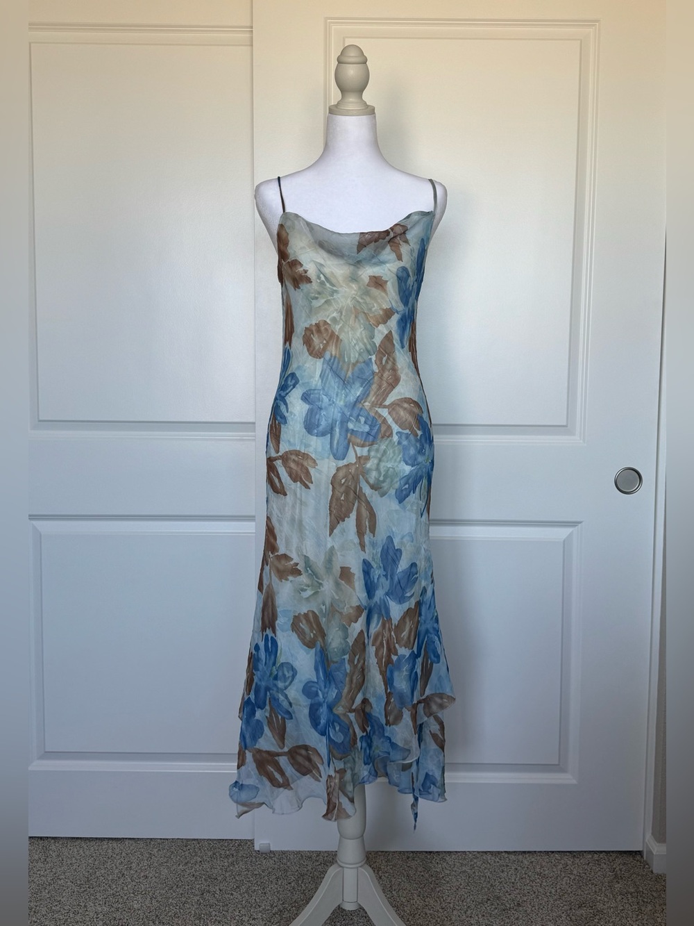Fall floral midi dress